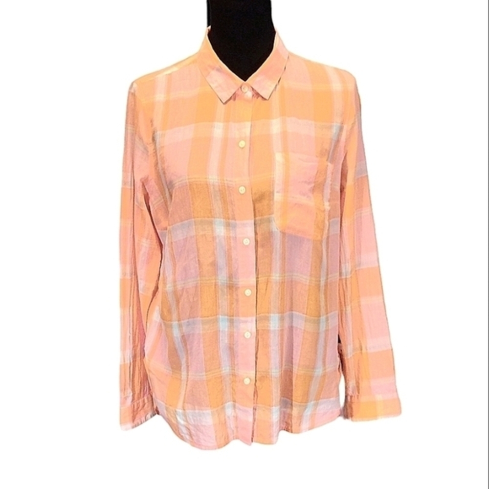 Old Navy Classic Button Up Shirt